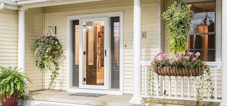 screen door installation in La Mirada