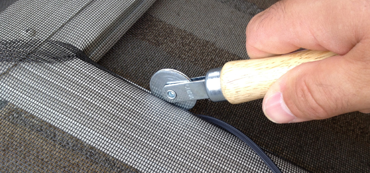 metal screen door repair in La Mirada